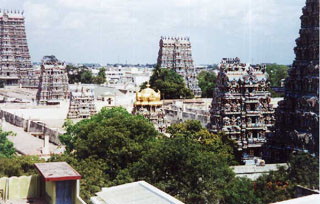 Шикхара храма и гопурамы
